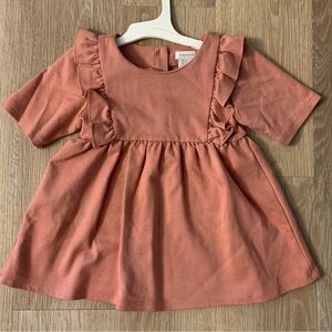 Tahari Girls Size 3T Mauve 3/4 Sleeve Blouse Ruffles Down Front & Back